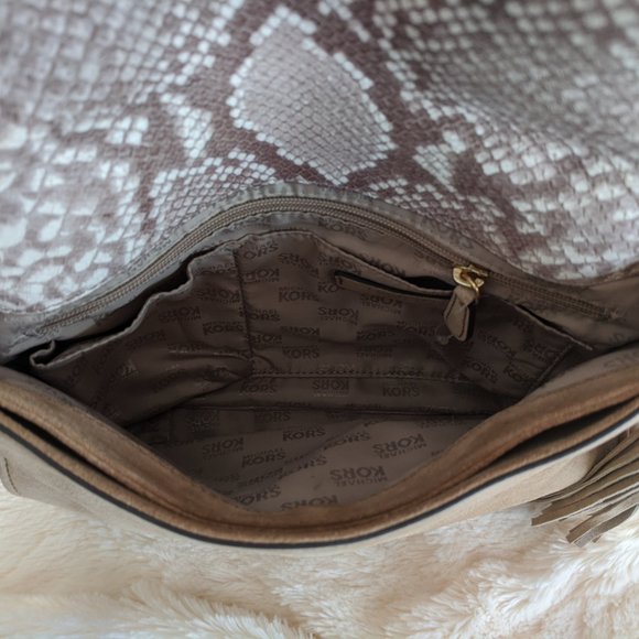 michael kors bag - Picture 5 of 7